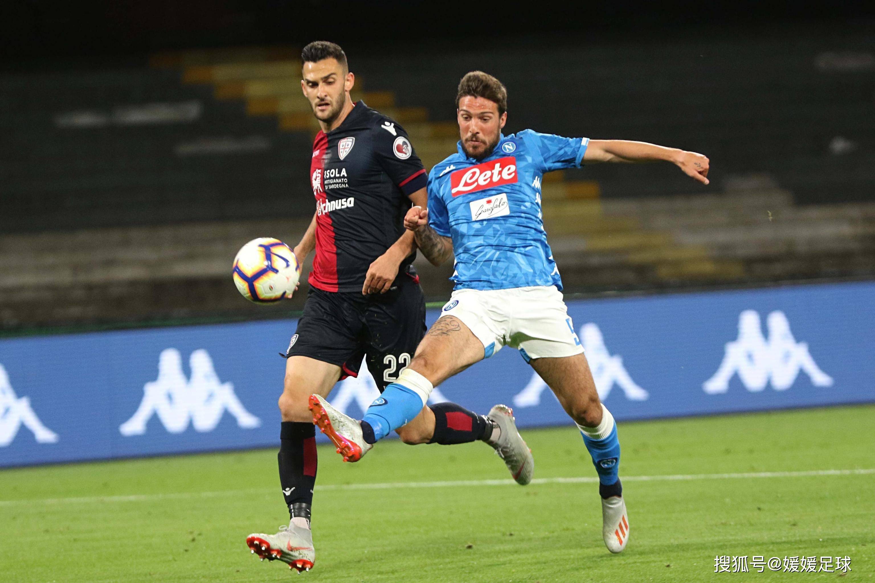 成功捧起了 成功捧起了