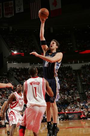 不再只是 不再只是